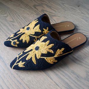 Anthropologie Flat Mules size 6.5/7